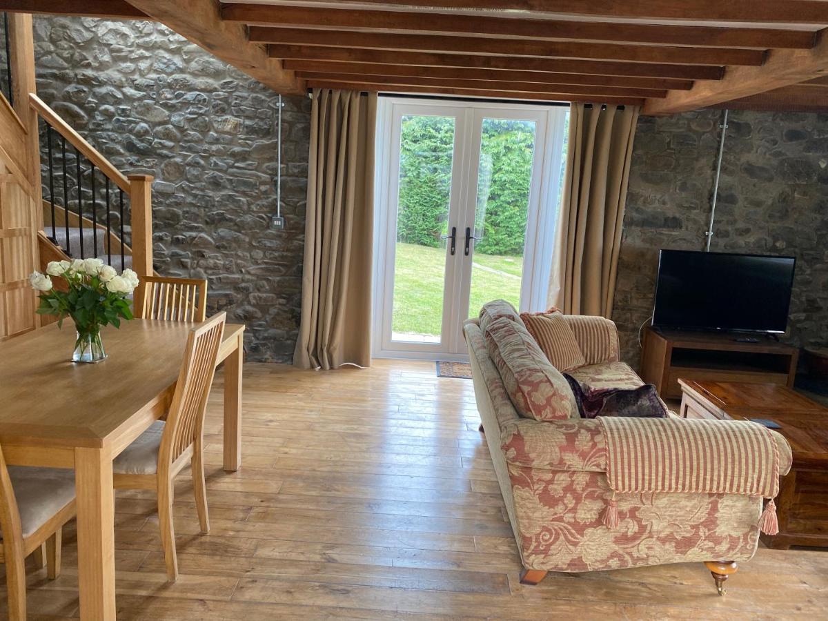 Pippin Lodge Llanwrda Exterior foto