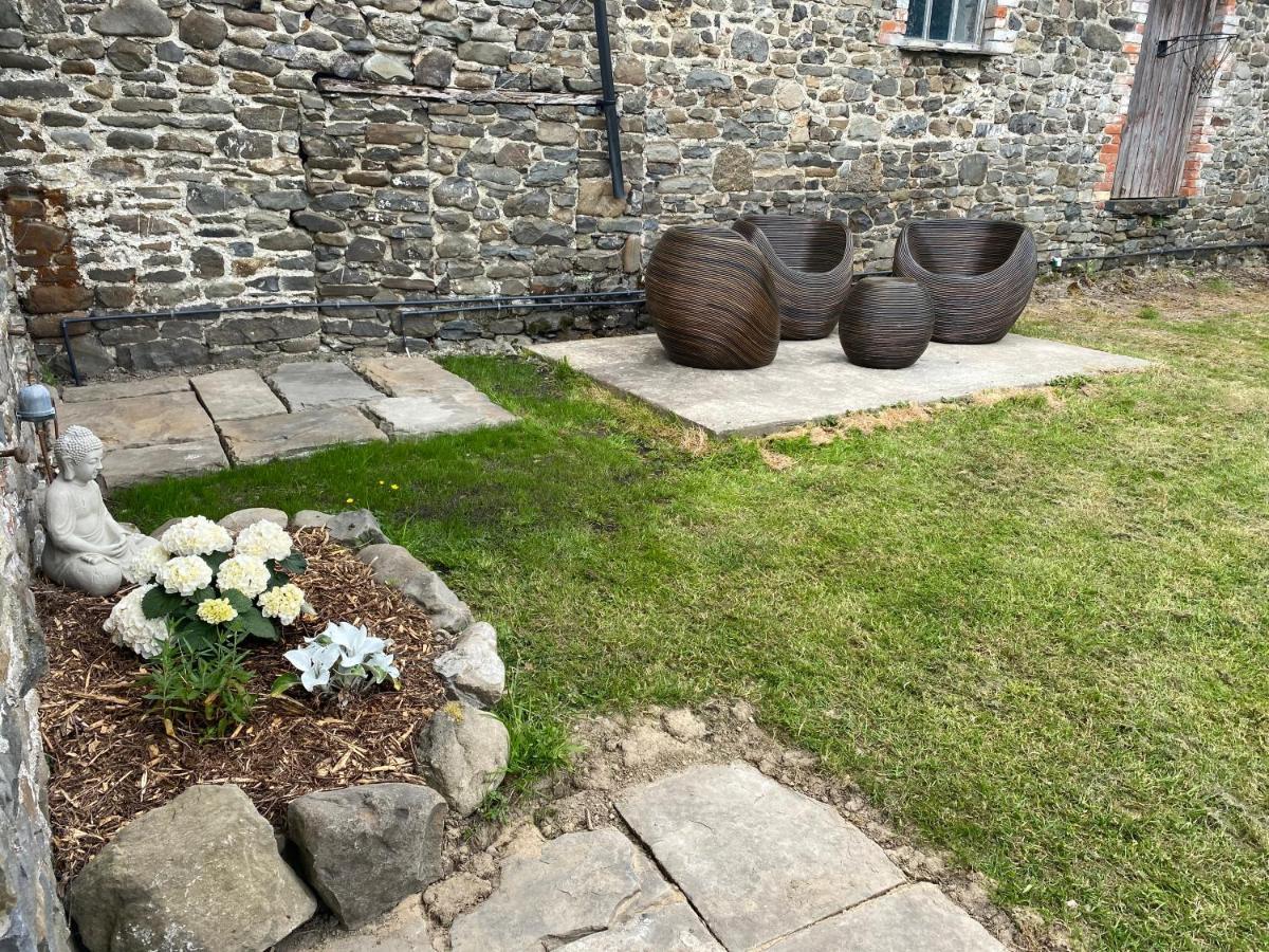 Pippin Lodge Llanwrda Exterior foto